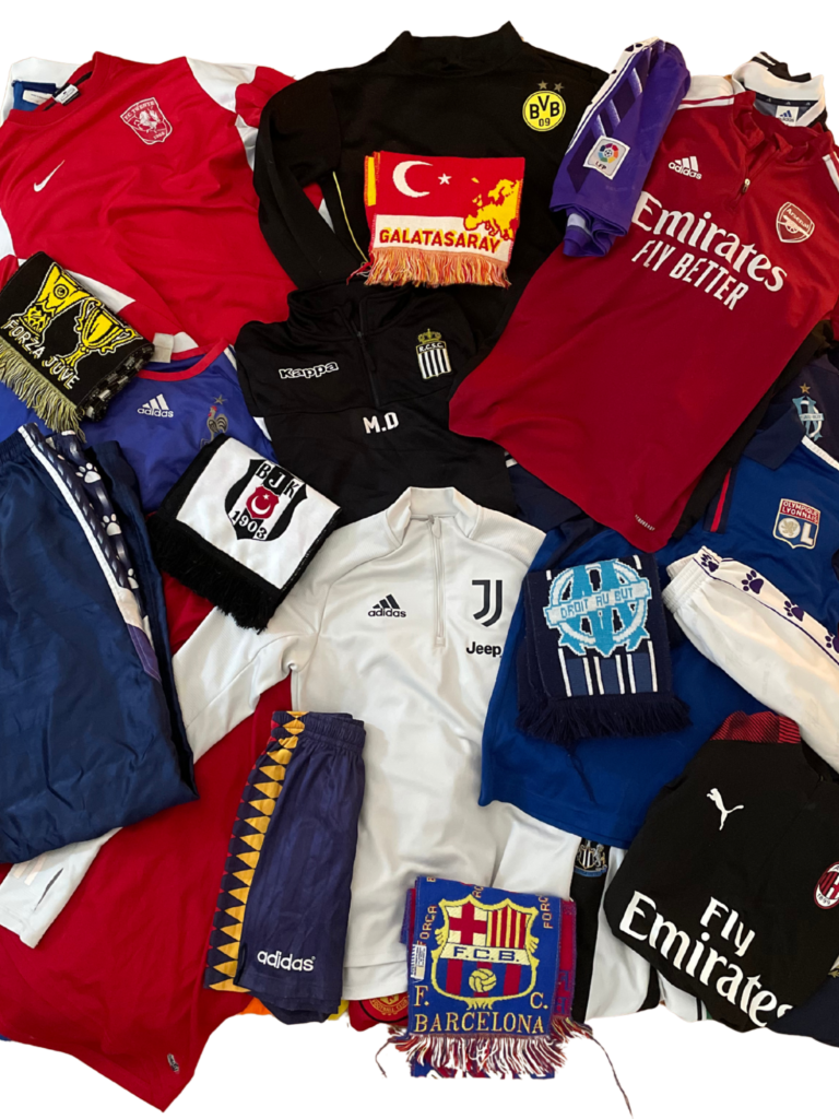 Vintage authentic, original football clothing from the 80s, 90s and 2000s