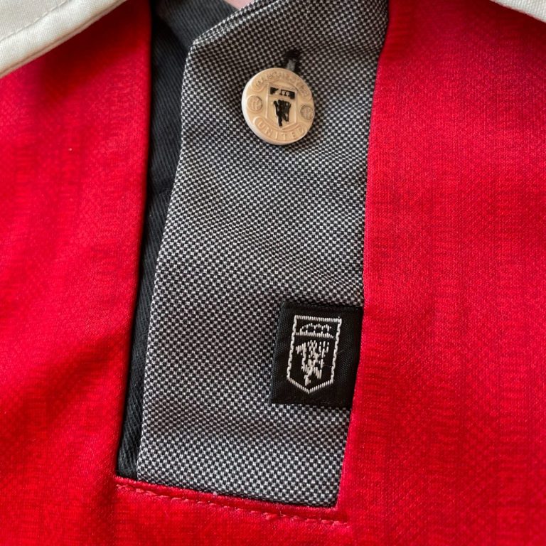 Manchester United Authentic 1996/1997 Home Shirt